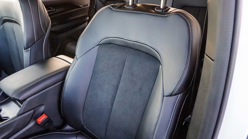 New 2025 Jeep Grand Cherokee Altitude image 26