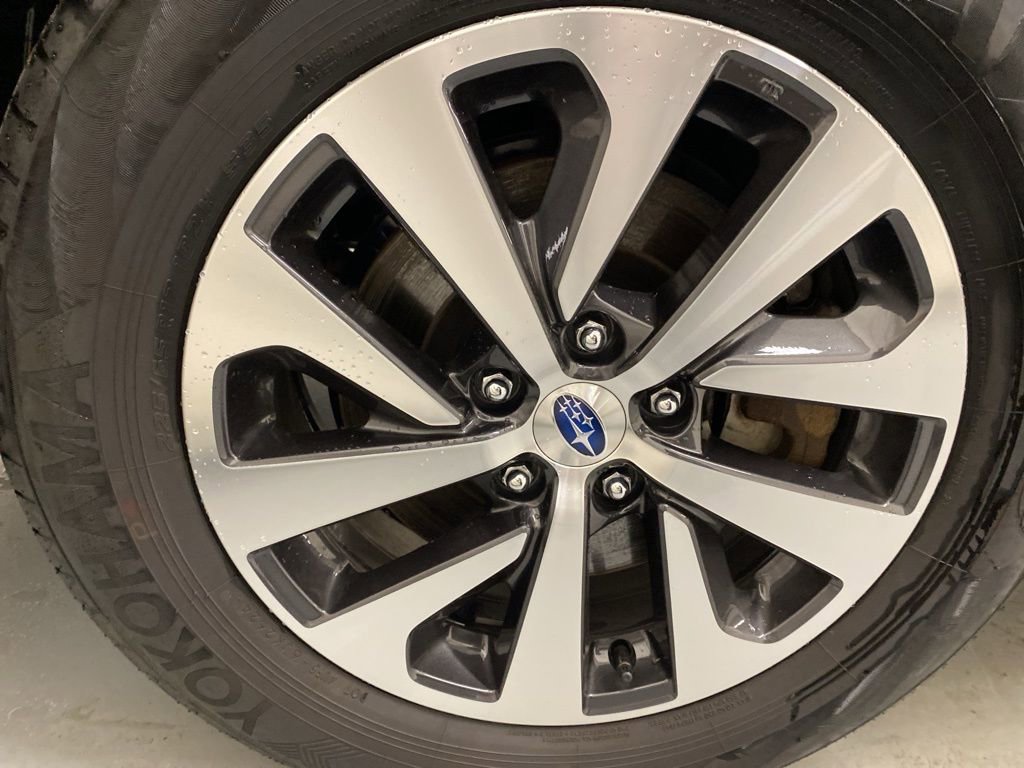 Used 2025 Subaru Outback Premium w/ Popular Package #1A image 27