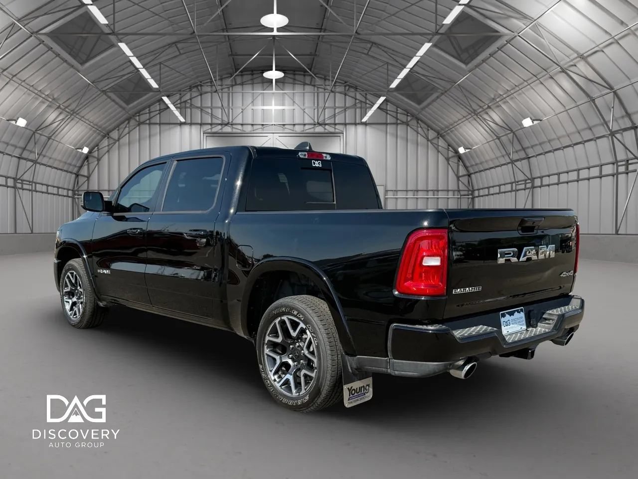 Used 2026 RAM 1500 Laramie AWD/4WD image 3