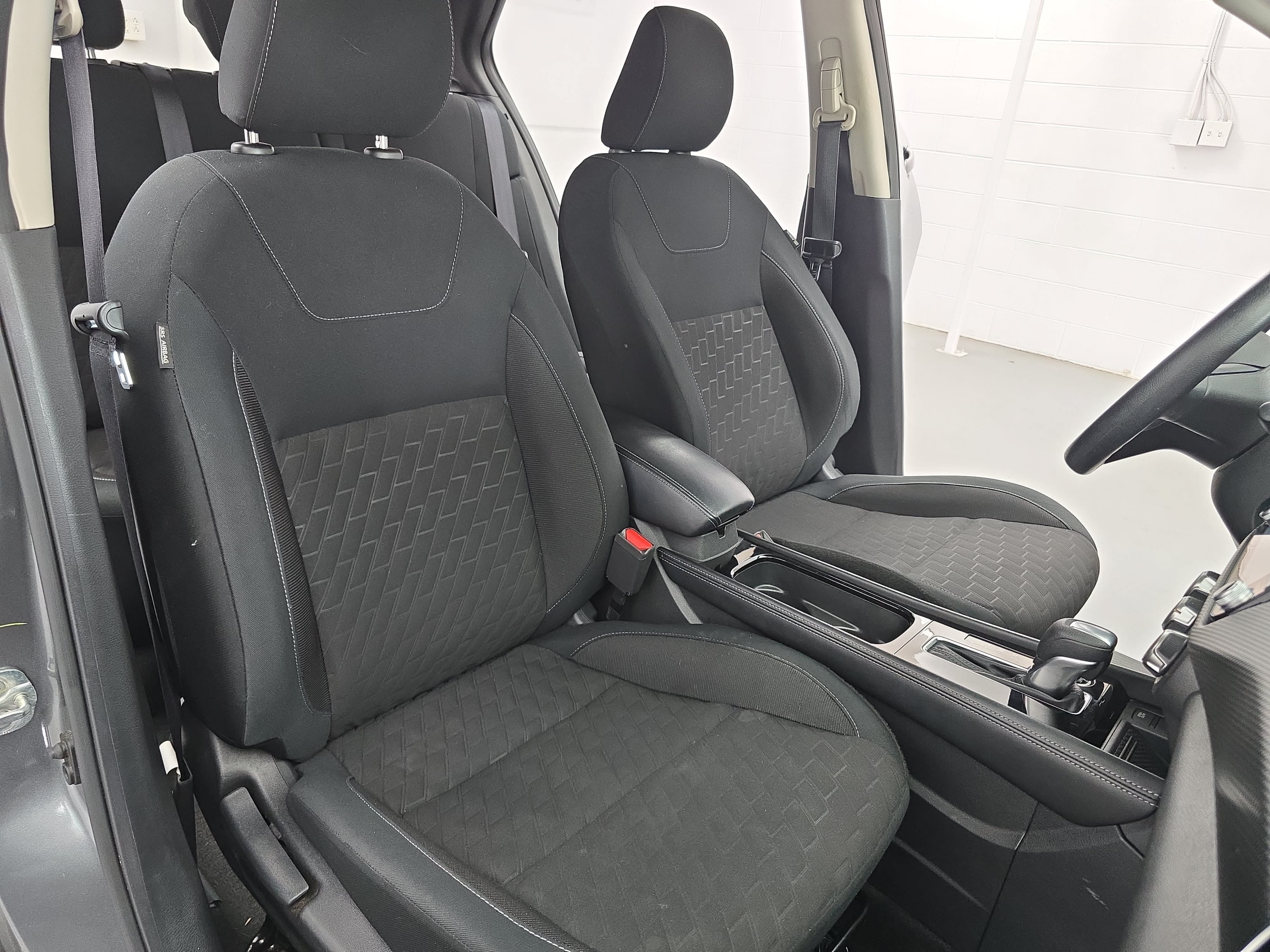 Certified 2023 Nissan Kicks SV FWD image 10
