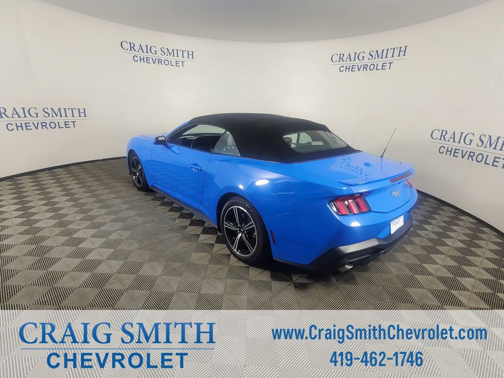 Used 2024 Ford Mustang Premium image 3