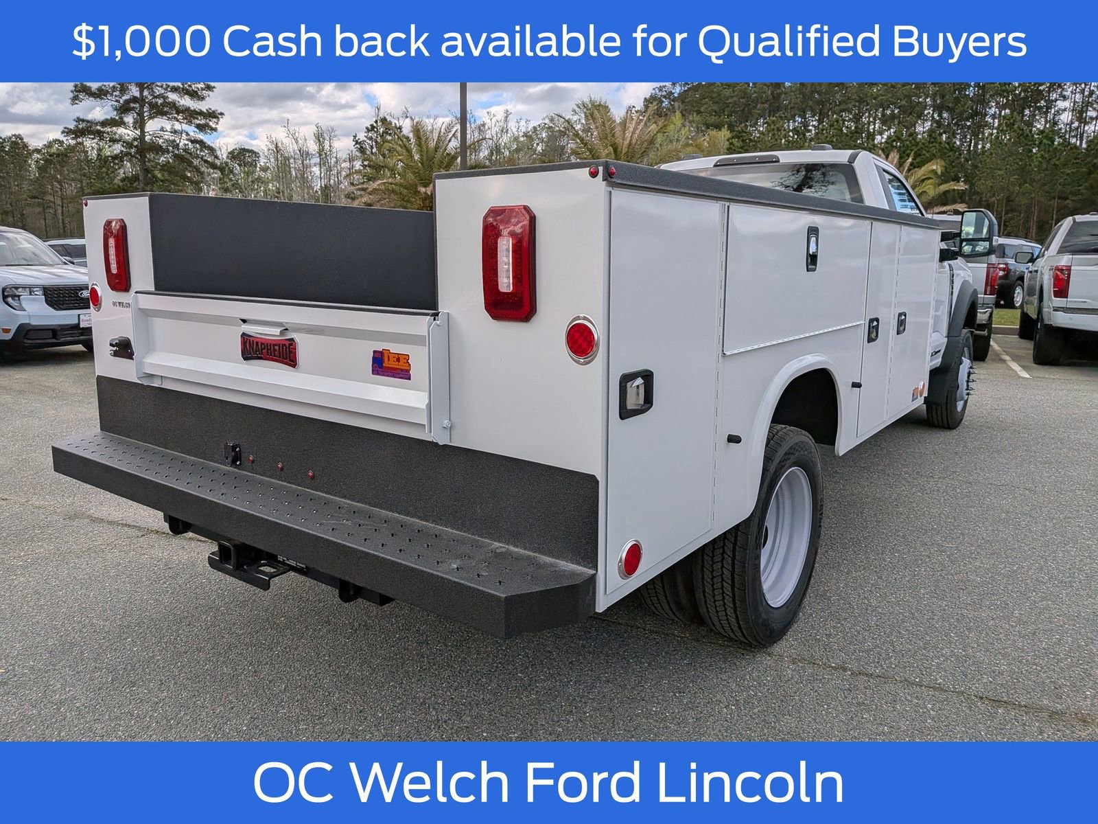 New 2026 Ford F550 4x4 Regular Cab Super Duty w/ XL Chrome Package image 3