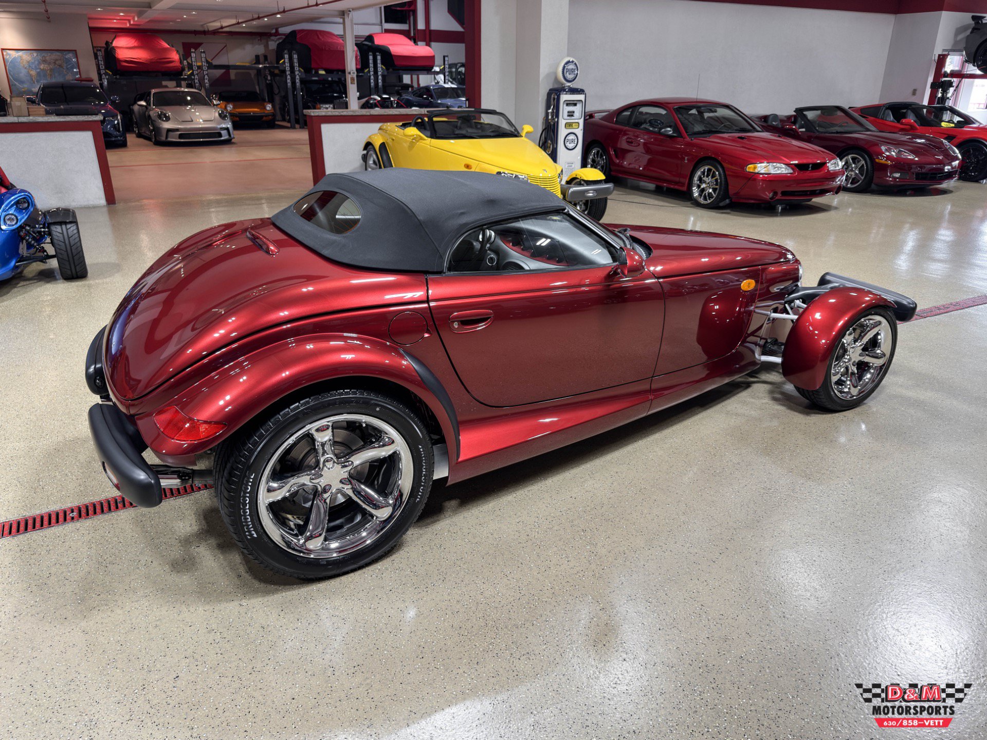Used 2002 Chrysler Prowler RWD image 42