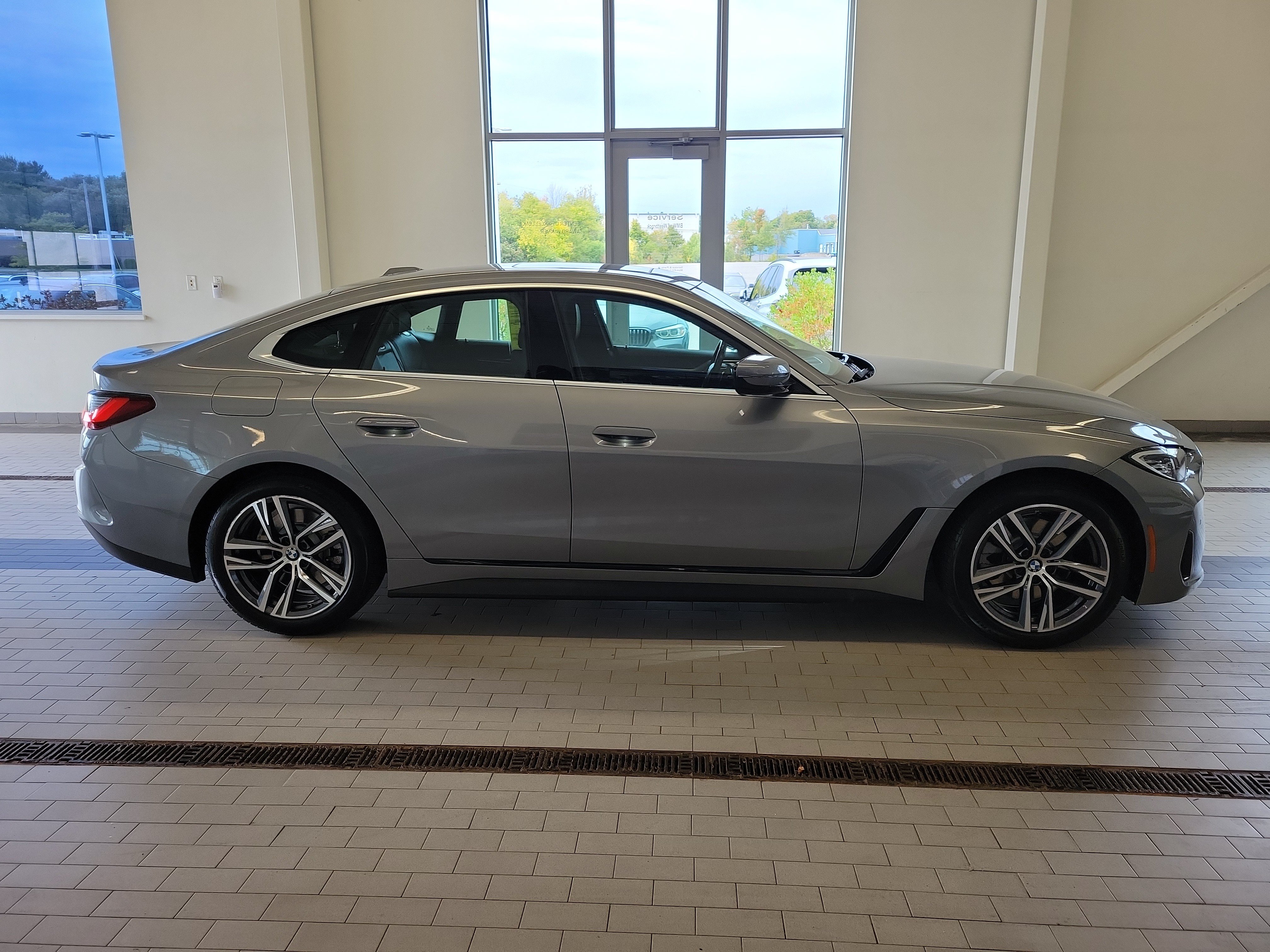Used 2024 BMW 430i Gran Coupe xDrive w/ Premium Package AWD/4WD image 4
