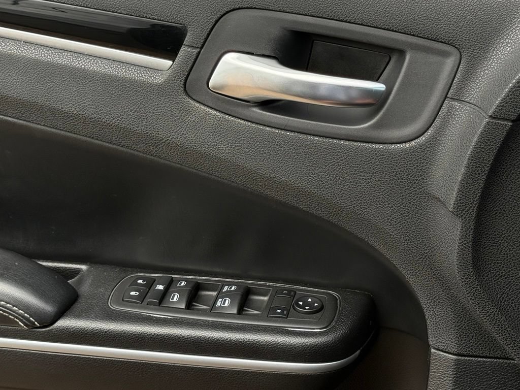 Used 2022 Chrysler 300 S RWD image 26