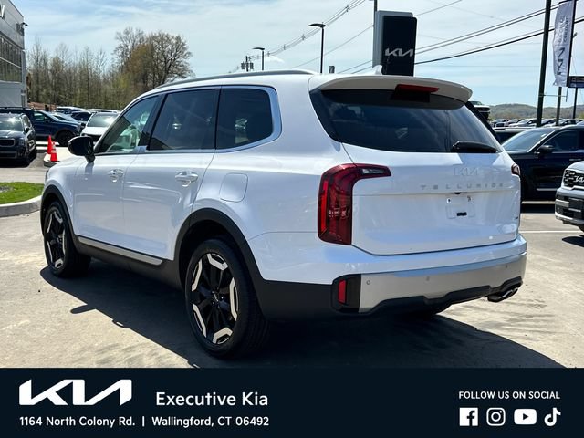 Certified 2023 Kia Telluride S w/ S Sunroof Package AWD/4WD image 2