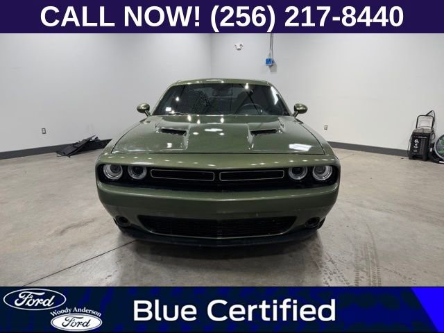 Used 2023 Dodge Challenger SXT image 4
