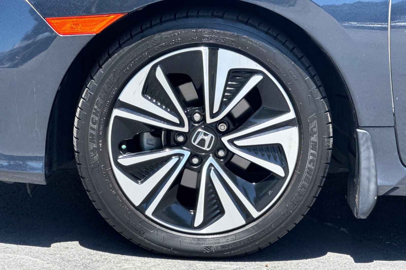 Used 2017 Honda Civic EX-L image 35