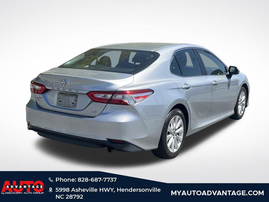 Used 2018 Toyota Camry LE FWD image 3