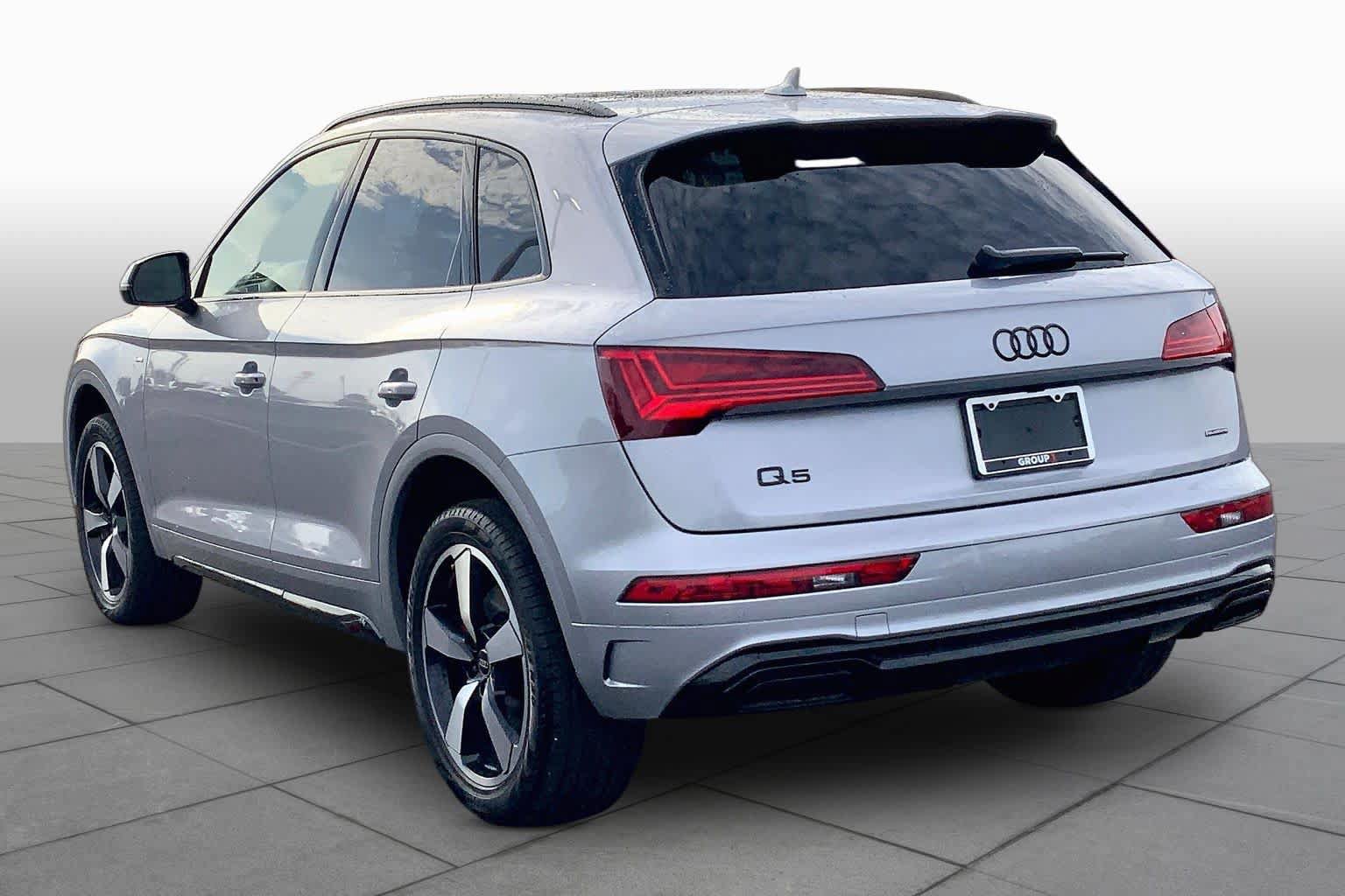 Used 2024 Audi Q5 2.0T Premium Plus w/ Premium Plus Package AWD/4WD image 12