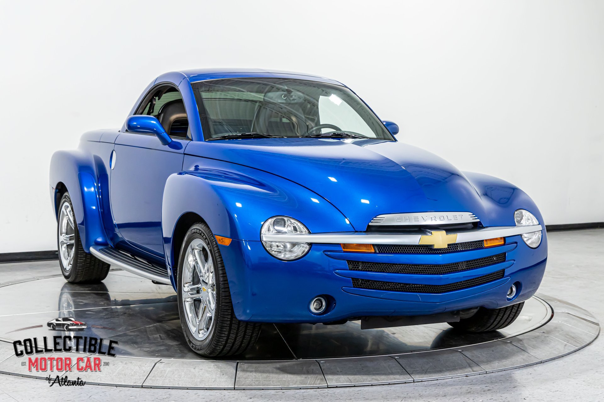 Used 2006 Chevrolet SSR w/ Preferred Equipment Group RWD image 26