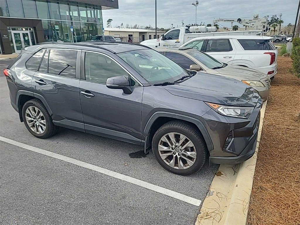 Used 2019 Toyota RAV4 XLE Premium w/ Cold Weather Package image 24