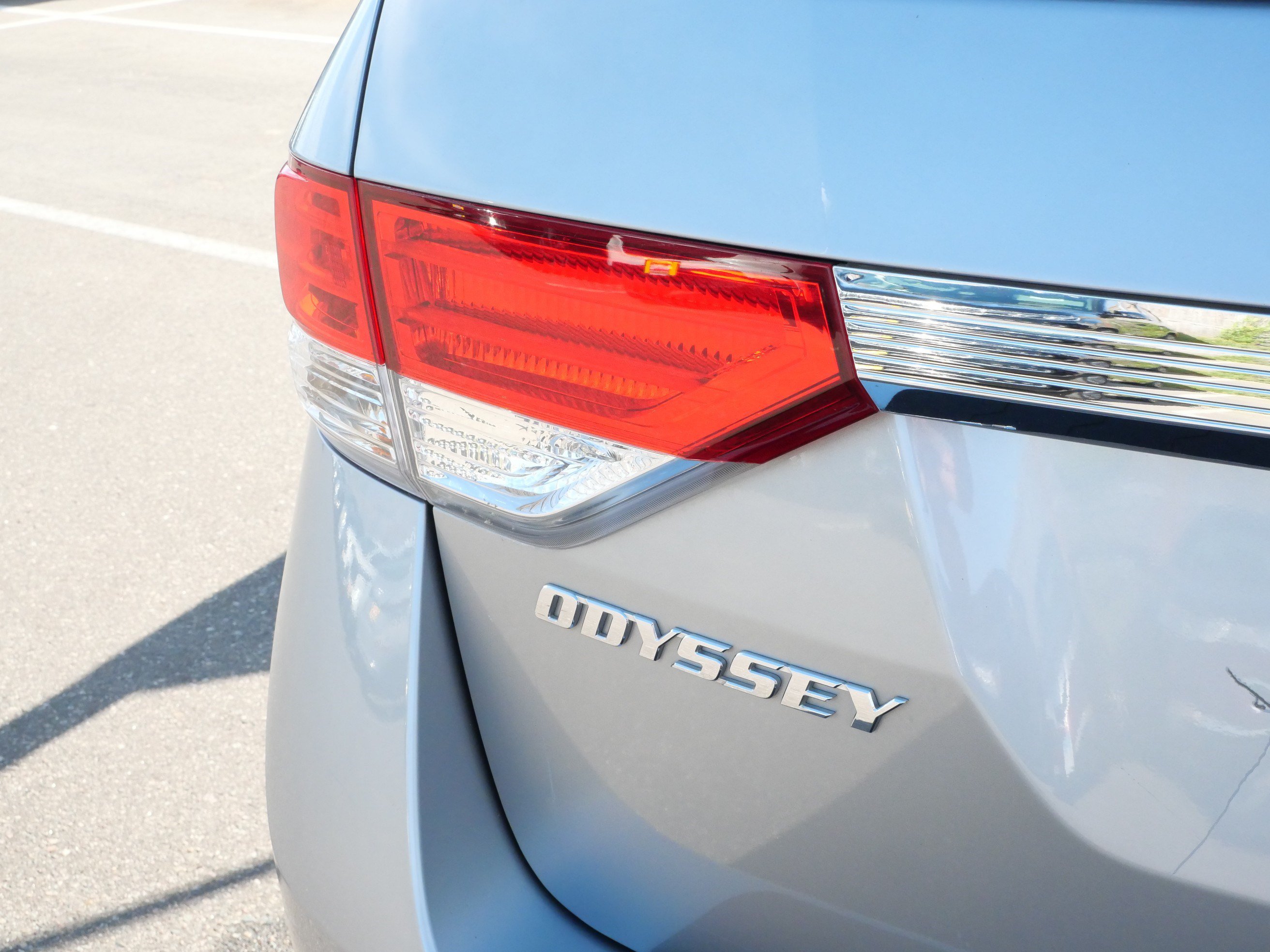 Used 2016 Honda Odyssey EX-L image 17