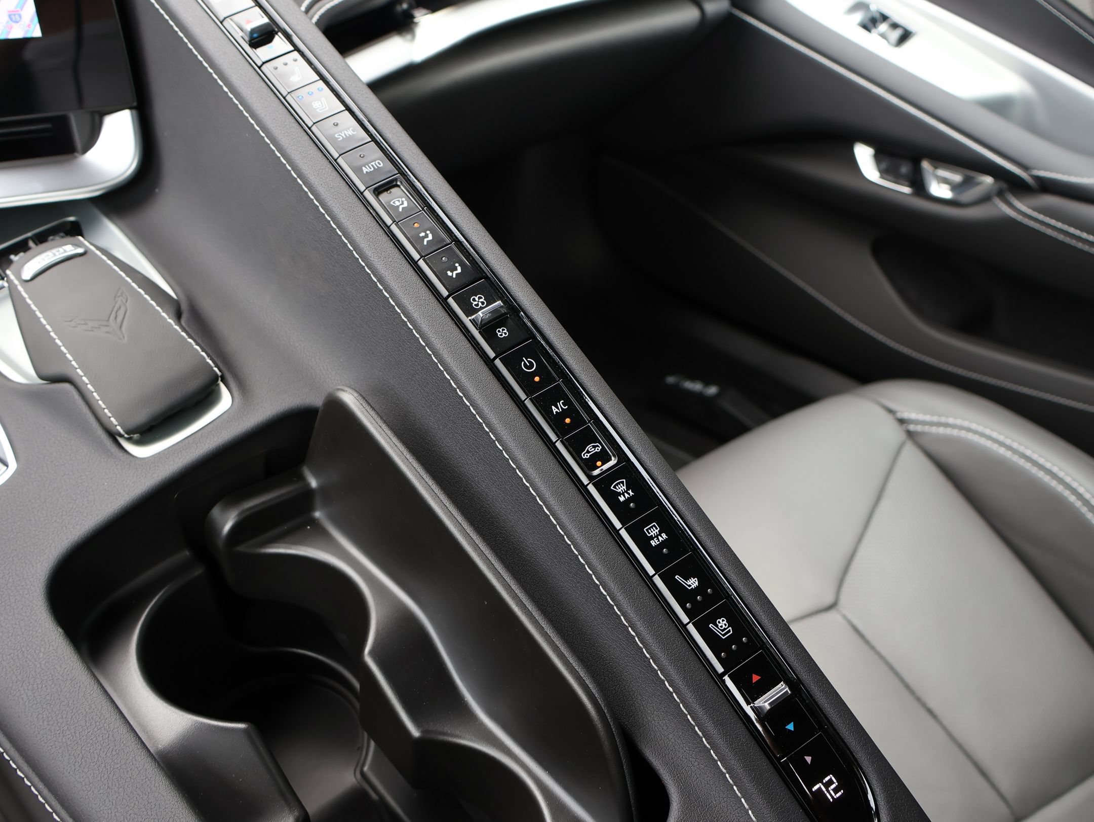 Used 2025 Chevrolet Corvette Z06 RWD image 21