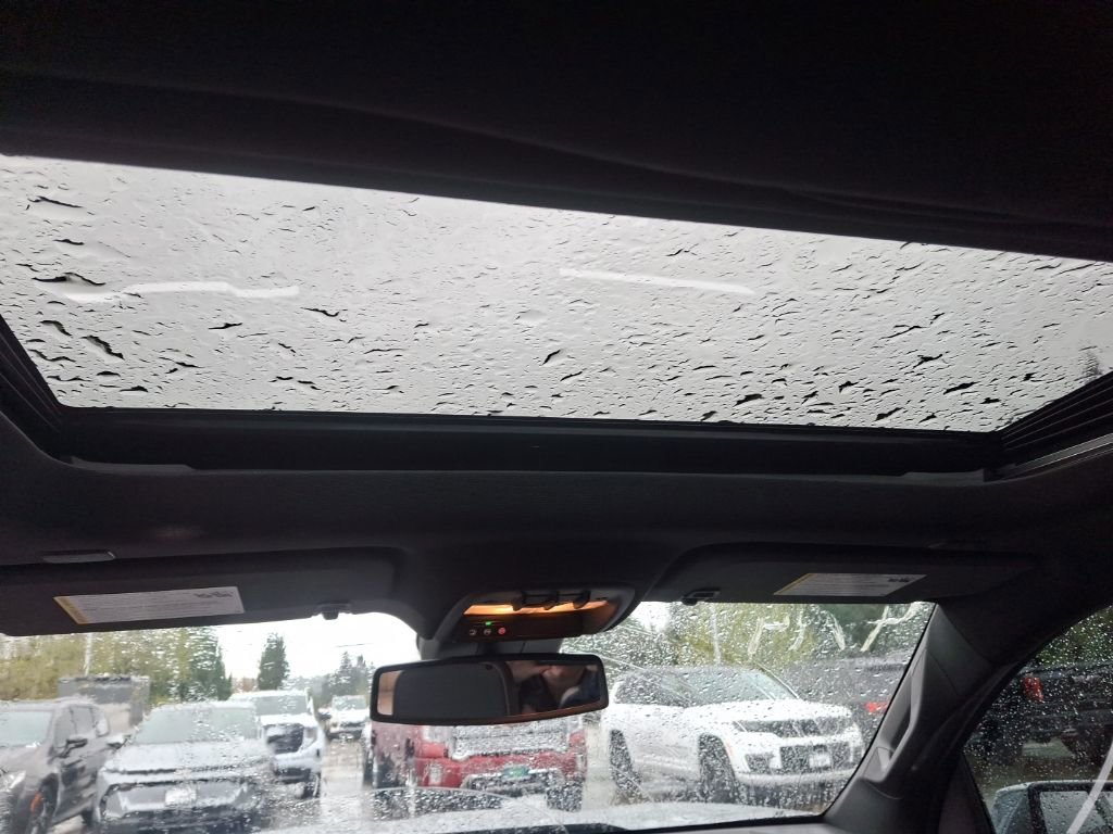 Certified 2025 GMC Canyon Denali AWD/4WD image 14