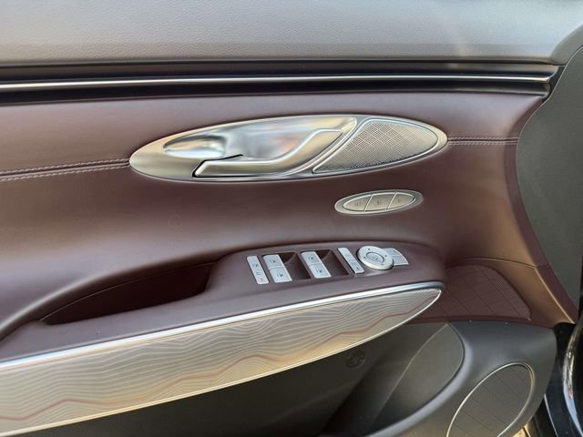 Used 2022 Genesis GV70 2.5T w/ Advanced Package image 26