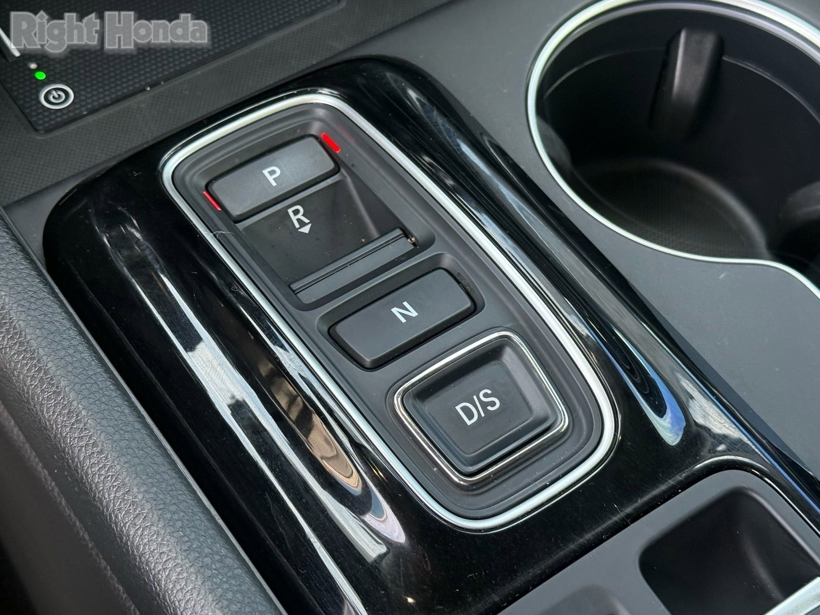 Certified 2025 Honda Pilot Touring image 24