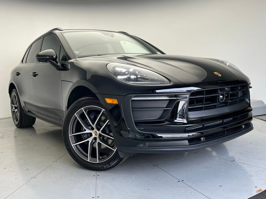 New 2026 Porsche Macan image 24