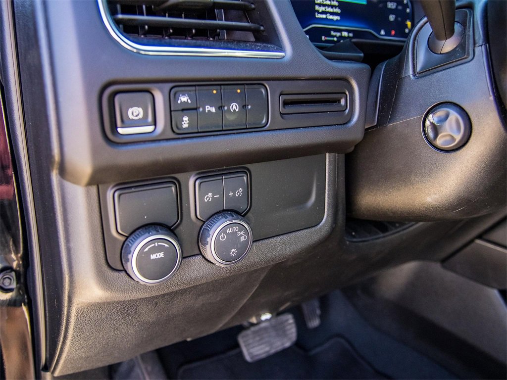 Used 2023 Chevrolet Tahoe Premier image 34