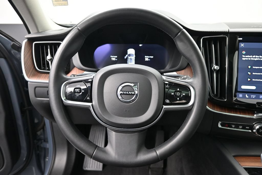 Used 2024 Volvo XC60 T8 Ultimate AWD/4WD image 11