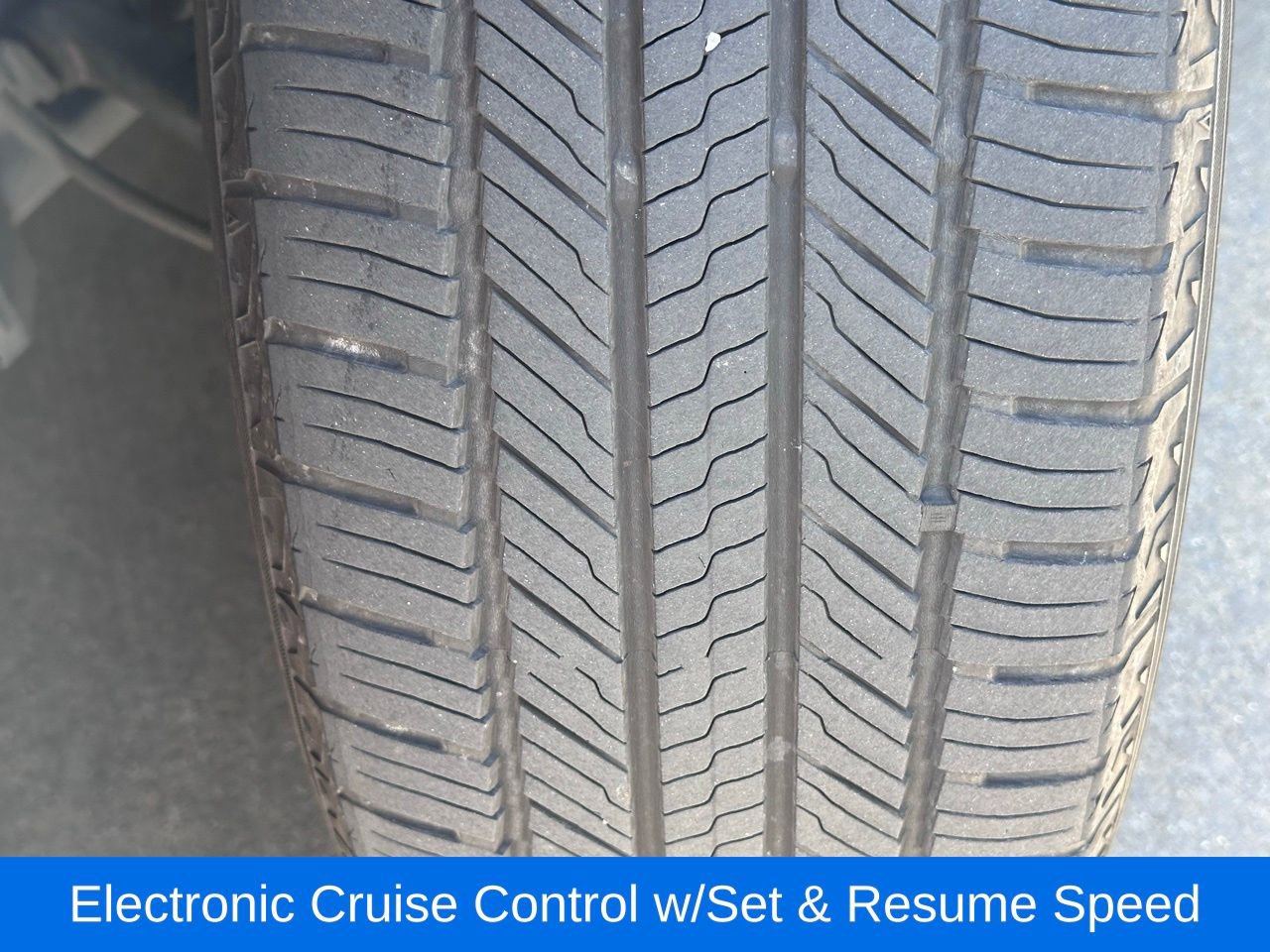 Used 2021 GMC Acadia Denali AWD/4WD image 3