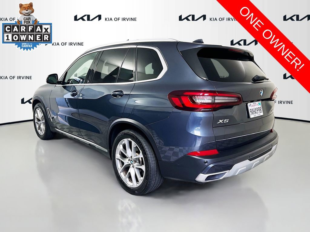 Used 2022 BMW X5 xDrive40i w/ Parking Assistance Package AWD/4WD image 5