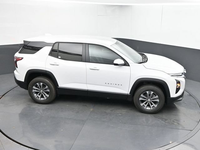 New 2027 Chevrolet Equinox LT w/ Convenience Package II FWD image 34
