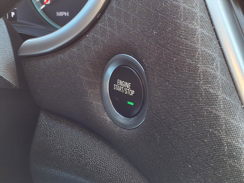 Used 2025 Chevrolet Malibu LS image 9