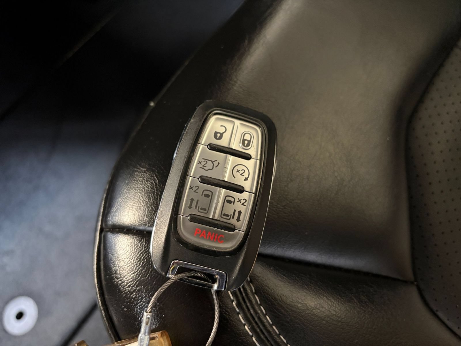 Used 2025 Chrysler Pacifica Select FWD image 22