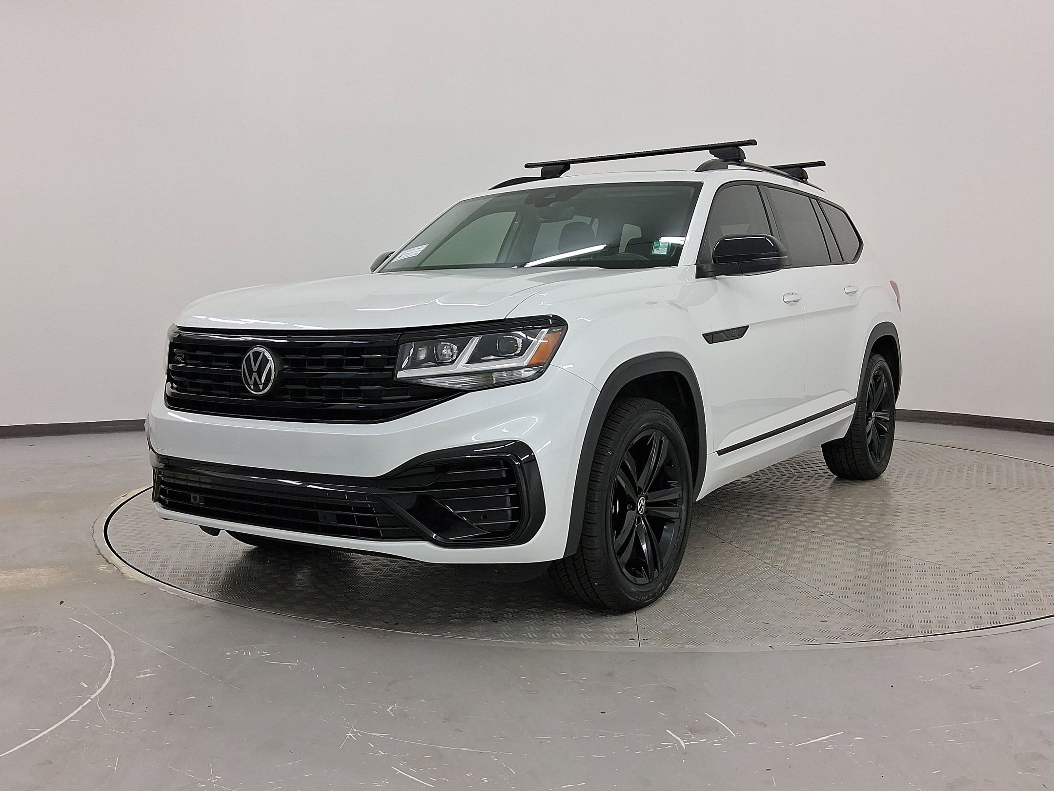Used 2023 Volkswagen Atlas SEL R-Line