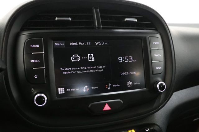 Used 2025 Kia Soul LX FWD image 24