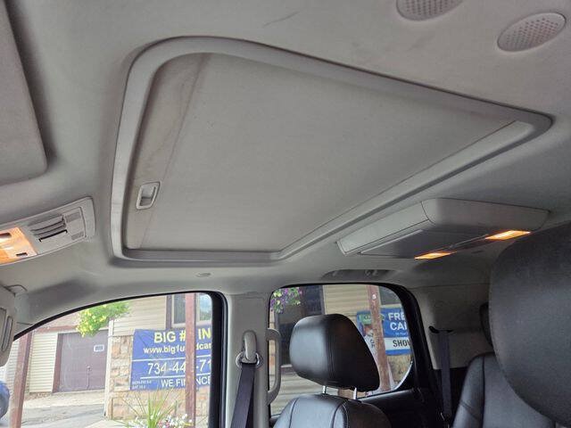 Used 2013 Cadillac Escalade Premium AWD/4WD image 38