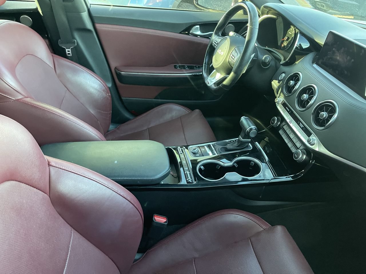 Used 2022 Kia Stinger GT-Line w/ Sun & Sound Package AWD/4WD image 7