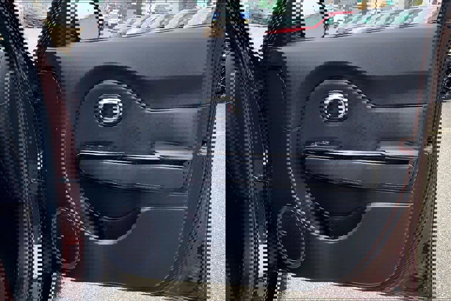 Used 2017 Kia Soul + FWD image 4