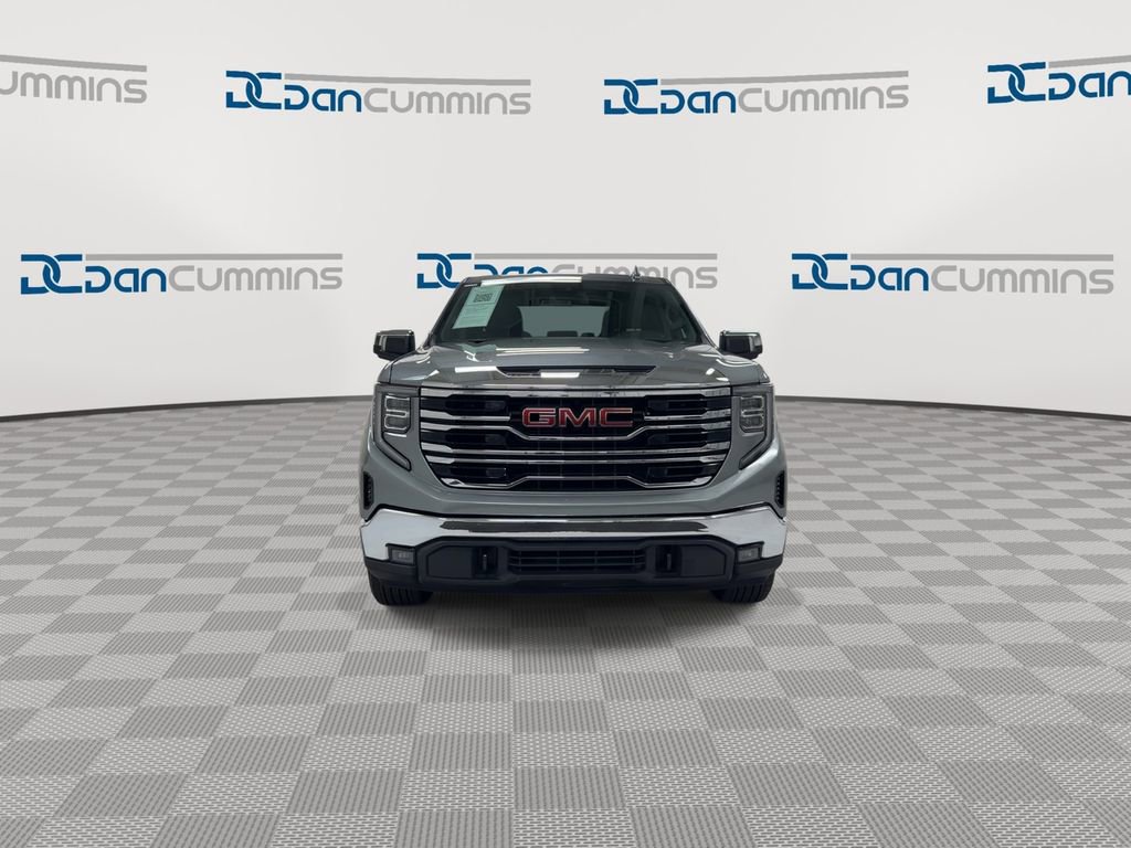 Used 2026 GMC Sierra 1500 SLT AWD/4WD image 3