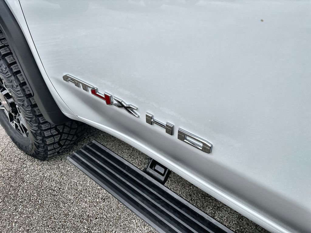 New 2026 GMC Sierra 2500 AT4X image 14