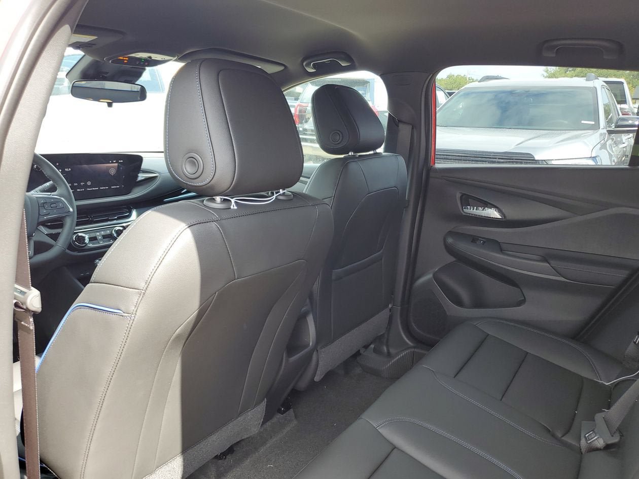 New 2026 Buick Envista Sport Touring w/ Convenience I Package FWD image 9