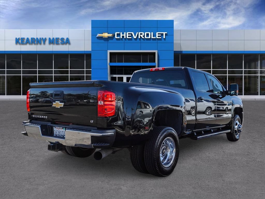 Used 2015 Chevrolet Silverado 3500 LT w/ LT Convenience Package RWD image 6