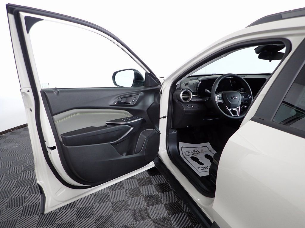 New 2026 Chevrolet Trax ACTIV image 17