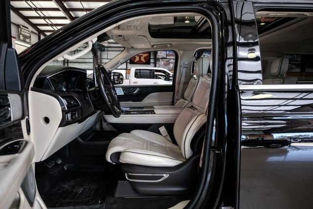 Used 2020 Lincoln Navigator L Black Label image 6
