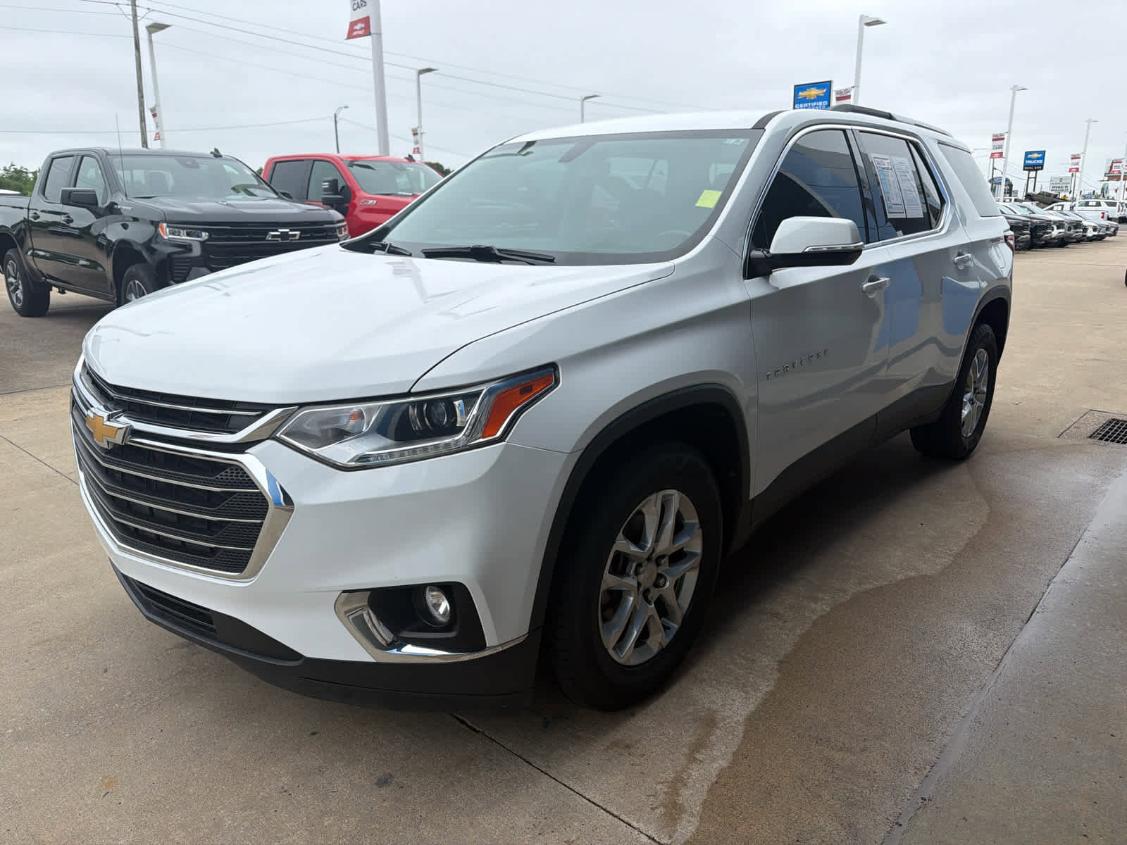Used 2018 Chevrolet Traverse LT AWD/4WD image 1