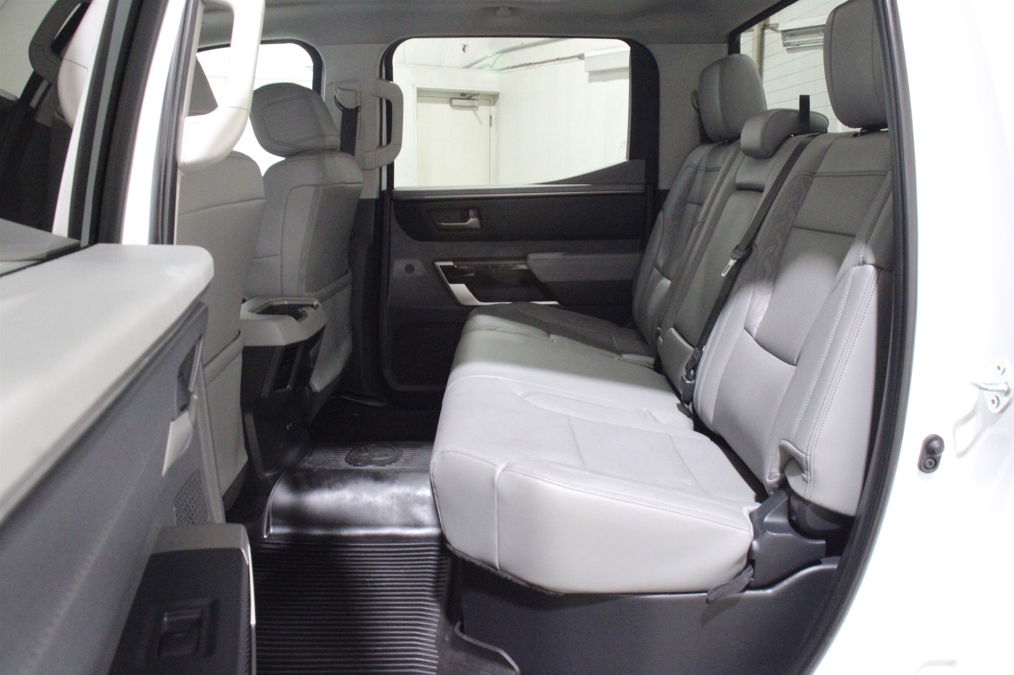 Used 2024 Toyota Tundra Limited image 21
