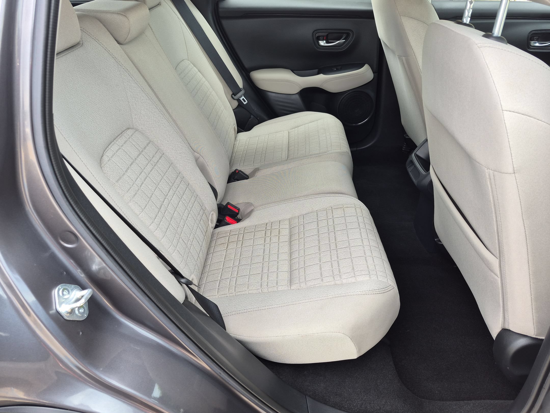 Certified 2024 Honda HR-V LX image 27