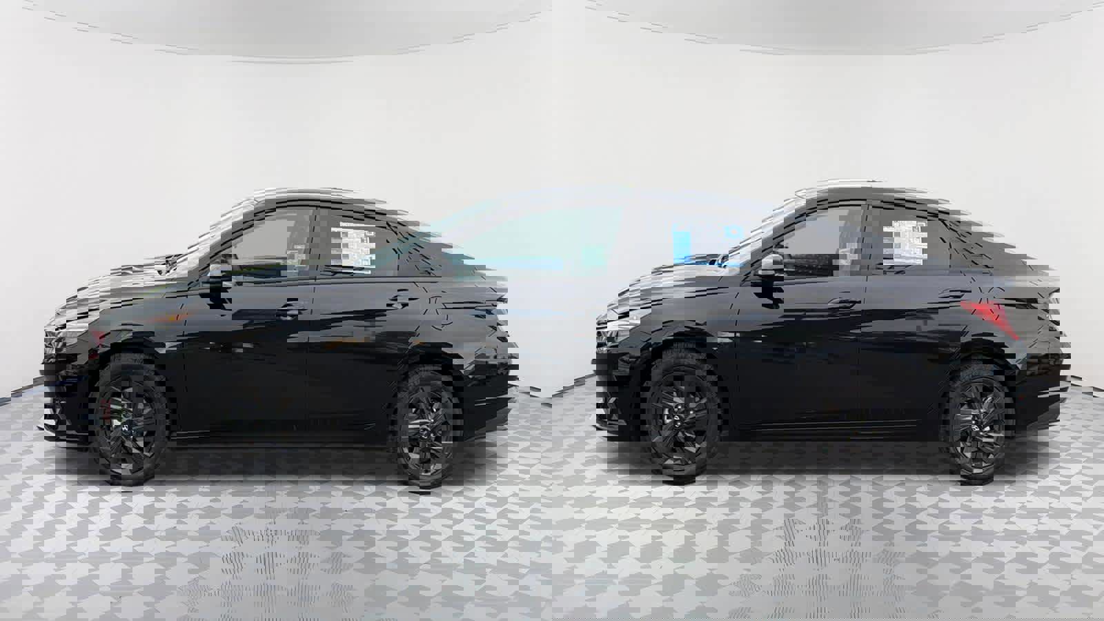 Used 2023 Hyundai Elantra SEL image 8