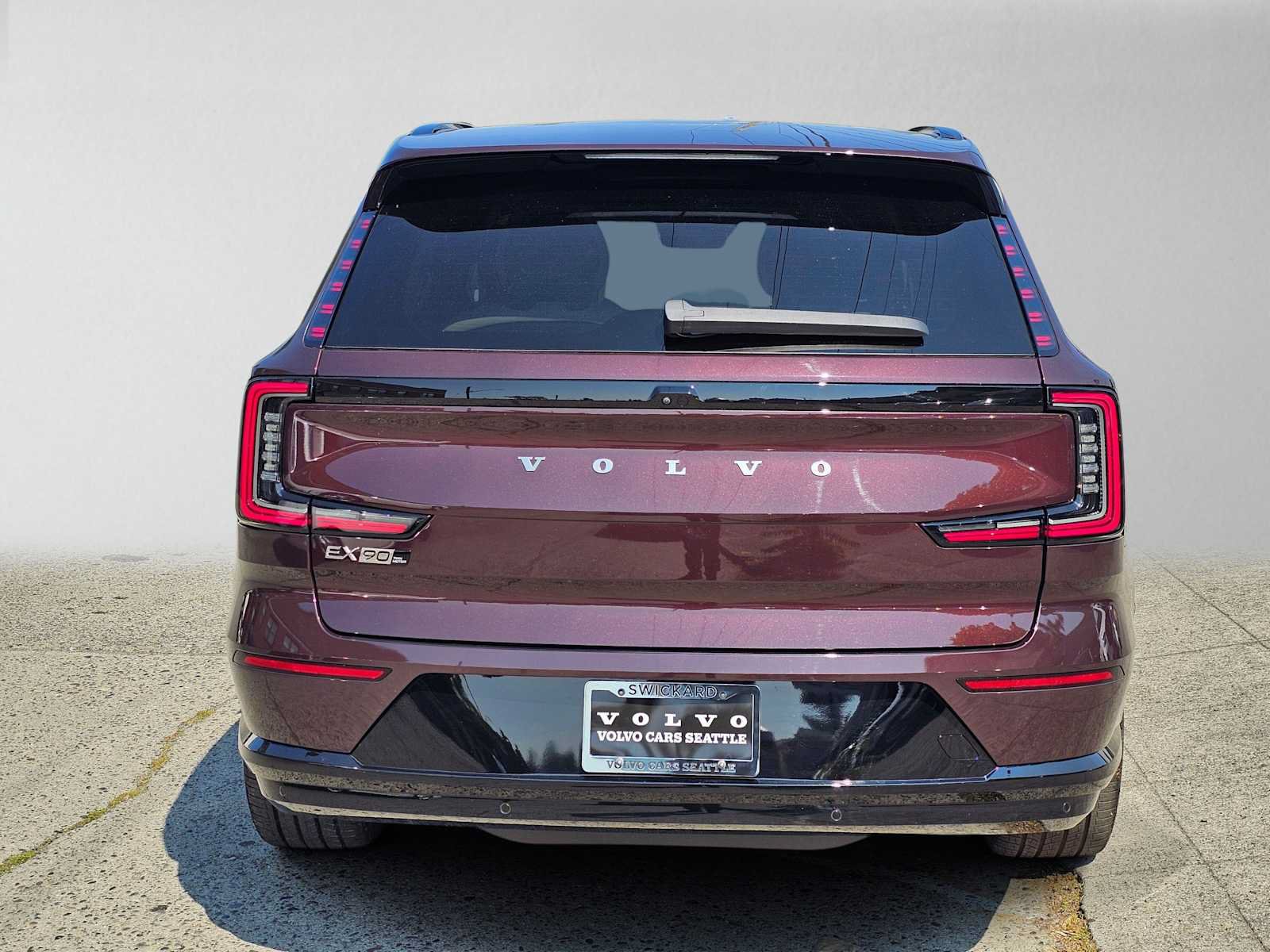 New 2026 Volvo EX90 Plus AWD/4WD image 4