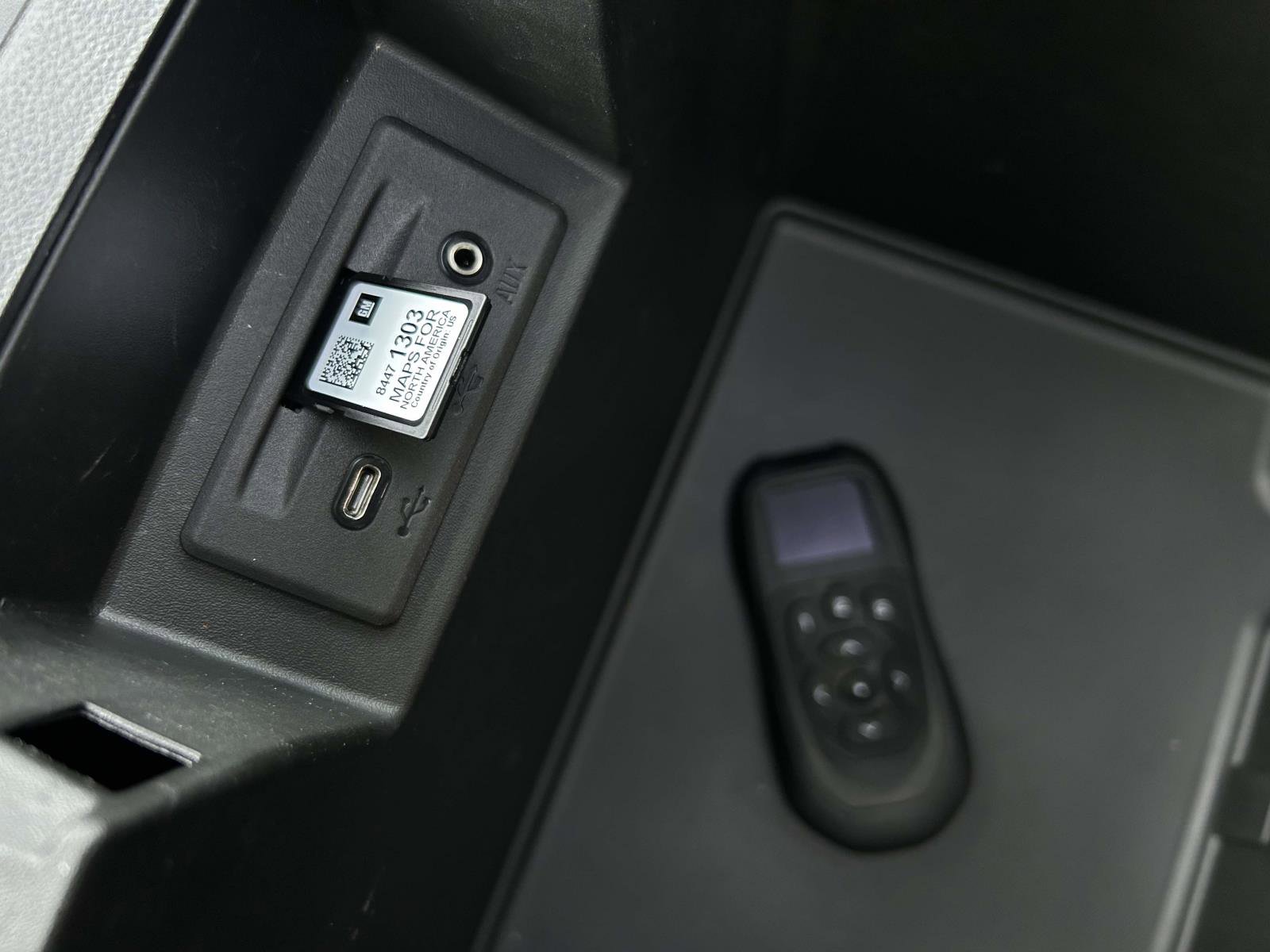 Used 2020 Chevrolet Silverado 2500 High Country w/ Z71 Off-Road Package image 28