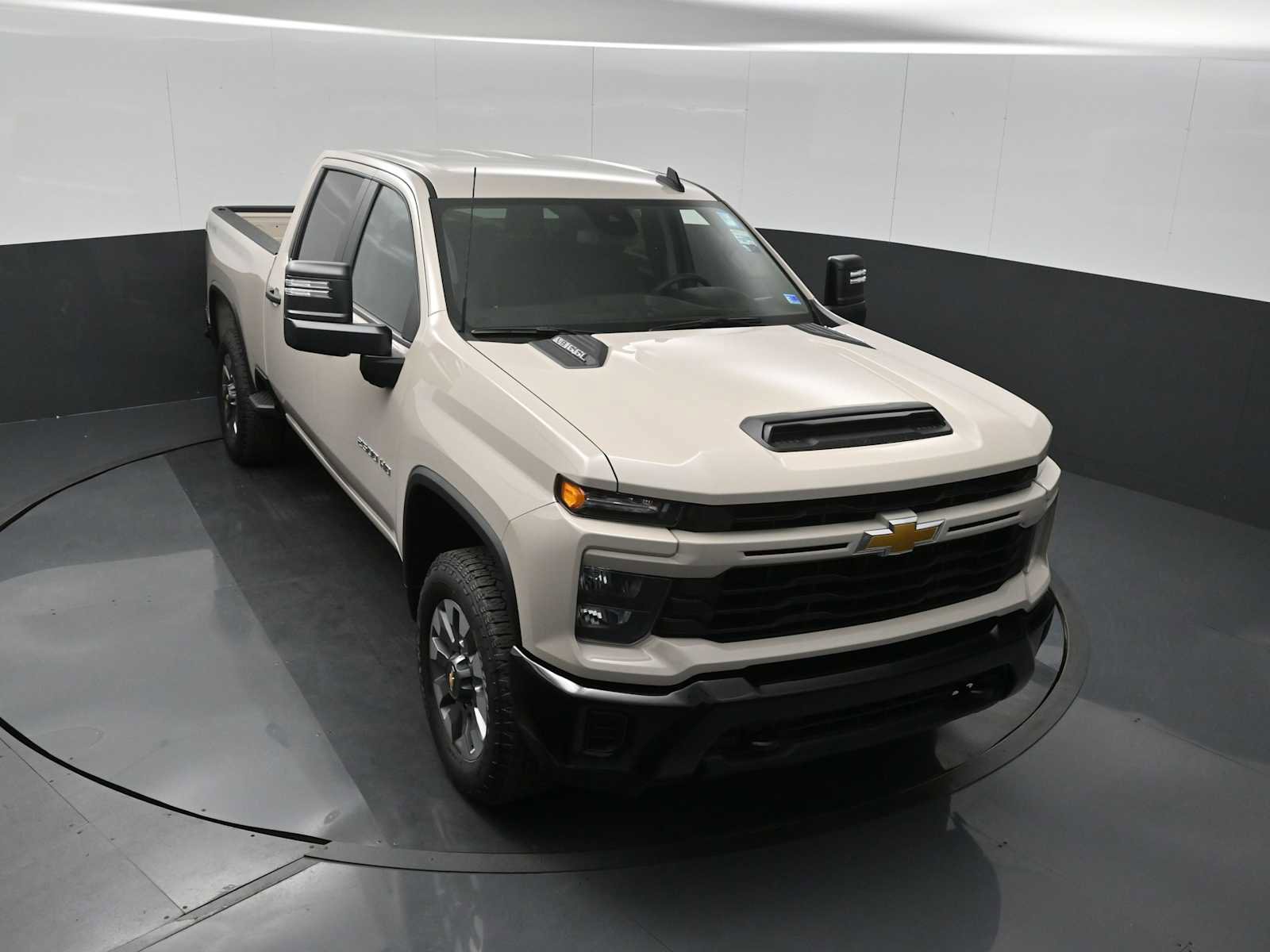 New 2026 Chevrolet Silverado 2500 Custom w/ Custom Convenience Package image 11