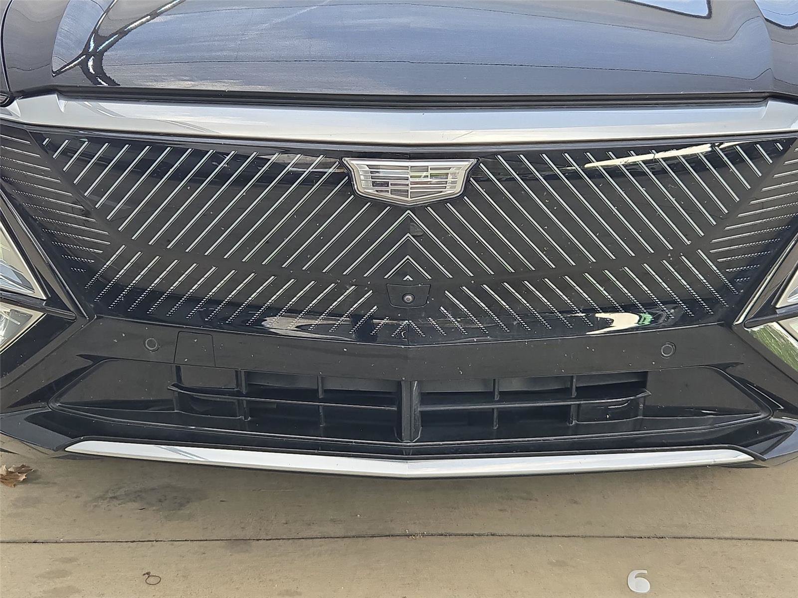 Used 2024 Cadillac Lyriq Luxury RWD image 4