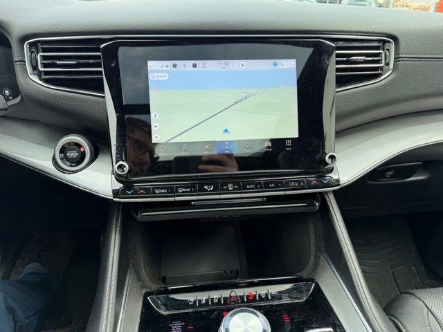 Used 2022 Jeep Wagoneer Series III image 18