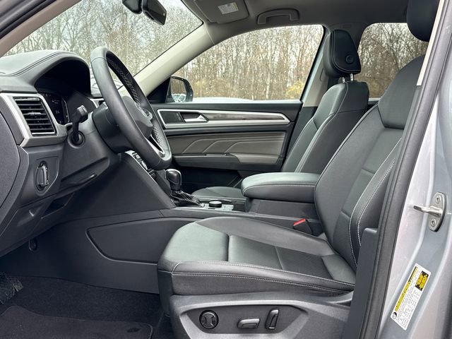 Certified 2023 Volkswagen Atlas SE w/ Panoramic Sunroof Package image 12